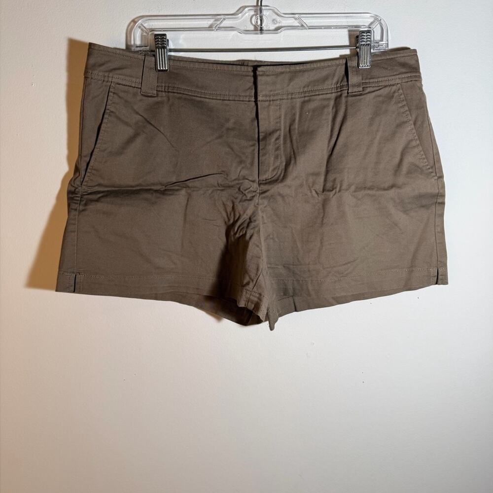 Women's Tan Shorts
